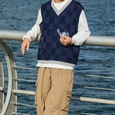 Infeus 男款後V領針織背心