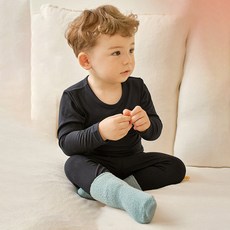 unifriend 兒童款蜜桃絨刷毛九分發熱上衣+下身套裝