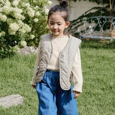 哲秀與英熙 兒童花卉背心