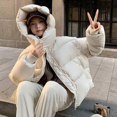 Banyastory 女性短版連帽鋪棉外套 PP154