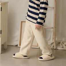 unifriend 刷毛九分直筒褲