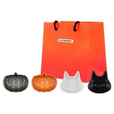 LE CREUSET 萬聖節迷你碟4件組 + 購物袋, 百里香(南瓜), 栗子色(南瓜), 白色(貓咪), 亮黑色(貓咪), 1套