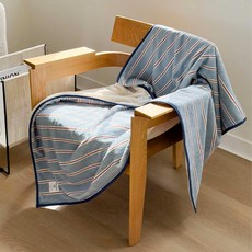 Rugum 學院風條紋柔軟毛毯