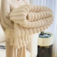 Lucamo 舒適夢境毛毯