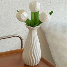 Souplace 波浪紋花瓶 + 人造花套組 S261-0031, 白色