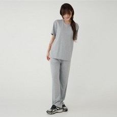 Cotton closet 女款運動短袖T恤 + 寬褲套裝