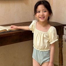 Uvely 兒童 Kudin 兩件式抓皺蝴蝶結泳裝