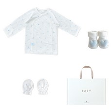 BABY&I 新生兒用愛心網眼紗衣 + 娃娃襪 + 防抓手套 + 購物袋套組