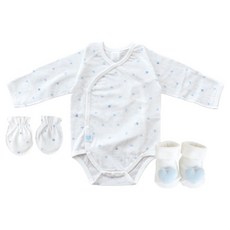 BABY&I 新生兒用愛心網眼紗衣 + 娃娃襪 + 防抓手套禮盒組