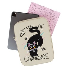 AllNewFrame A Black Cat on the grass 刺繡筆電包, 米色