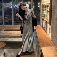 피어니스트 날씬 캐주얼 스타일 라인 끈나시 롱 원피스