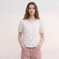 쥬시쥬디 자수 퍼프 블라우스 J1BL329C