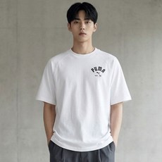 PUMA 男士經典玩樂Louder寬鬆圖案T恤