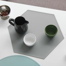 ade.l 六角形矽膠餐墊, 淺灰色, 1個