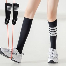Adelene 女性休閒線條點綴運動及膝襪襪子組, 黑色, 2個
