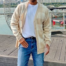 Fivelarge 大尺碼方格撞色寬鬆版型針織開襟衫