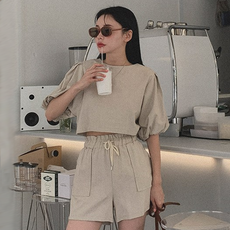 시크블랙 히니티 크롭 패드 퍼프 통기성 밴딩팬츠 세트 SET1503K16