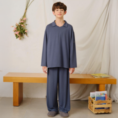 MAISON MAVARM 兒童柔軟蜜桃絨翻領上下衣套裝