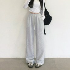 女款翻邊運動寬褲 長版