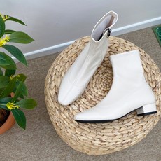 SHOE. CARPE 貼身彈力皮革踝靴 3cm