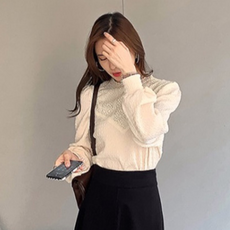 LUNA GIRL Franz 刺繡罩衫