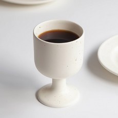 NICOTT Here 手工紅酒杯 棉花象牙白, 1個