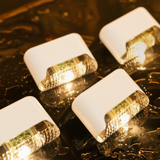 레나에너지 태양광 충전식 야외 계단 조명 4p, 화이트(외관), 전구색(조명)