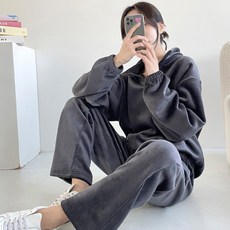 jalbba jean 刷毛寬鬆版絲絨燈芯絨半拉鍊上衣 + 直筒長版鬆緊帶長褲套裝