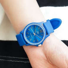 큐앤큐 여성용 빈티지 큐빅시계 GS31J GS35J GS39J