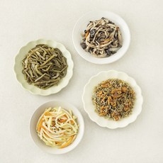 집반찬연구소 집반찬 베스트 4종 느타리버섯 + 들깨고구마줄기볶음 + 호두멸치볶음 + 감자채볶음, 310g, 1세트