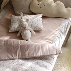 DECOVIEW 小鹿碎花記憶海綿午睡被子組 附枕芯, 混色