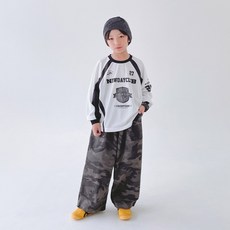 BerryCloset 男童款 Track Attention 運動衫 T恤