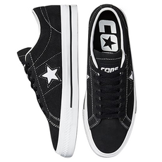 CONVERSE 匡威 One Star Pro 低筒星星麂皮滑板鞋, 黑色 + 白色, 28.5cm