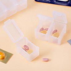 코멧 분리되는 휴대용 7칸 약통, 2개