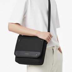 馬可波羅男士斜挎包 MP4010, 黑色