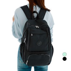 輕便防水旅行後背包+掛飾組, 黑色(雙肩包)+隨機出貨(配件)