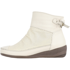 Jise J-Shu 天然羊皮現代版型打孔短靴