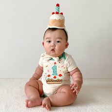 IKI寶寶一歲慶典生日禮物連身衣+蛋糕帽套裝短袖禮物包裝+購物袋