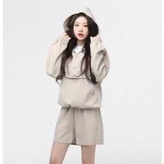 Cotton Closet 女款連帽半拉鍊防風外套 + 短褲套裝