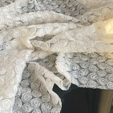 蝴蝶觸感 小玫瑰蕾絲立體網紗布料, 象牙白