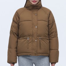 Elsso 女款立領蓬鬆感短版鋪棉外套