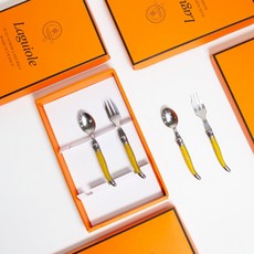 장네론 라귀올 선물패키지 케이크 2종 세트, 옐로우, 스푼 + 포크, 1세트