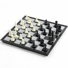 UB 樹古董折疊磁鐵國際象棋套組 25 x 25 厘米, 黑色 白色