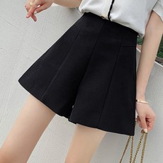LUNA GIRL 女款燕麥色A字短褲