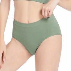 GIAT 吉亞特 女款 科技涼感全鋅石墨烯彈力內褲 中腰款 03135, 青瓷綠