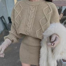 비비에모 풀오버 라운드넥 꽈배기 패턴 스웨터 세로골지 미니 원피스 05309