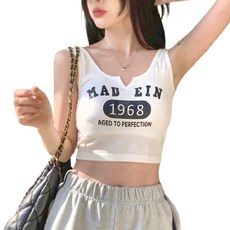 BUY LOVE 買到戀愛 小V領螺紋字母印花帶胸墊短版背心, 胸寬30 x 全長39cm, 白色