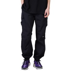 KZM 休閒縮口褲 尼龍混聚氨酯纖維製成