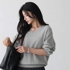 Pippin 女款日常V領針織衫 112485