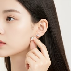 Midami 森林蝴蝶 穿刺耳環 PC558 2入